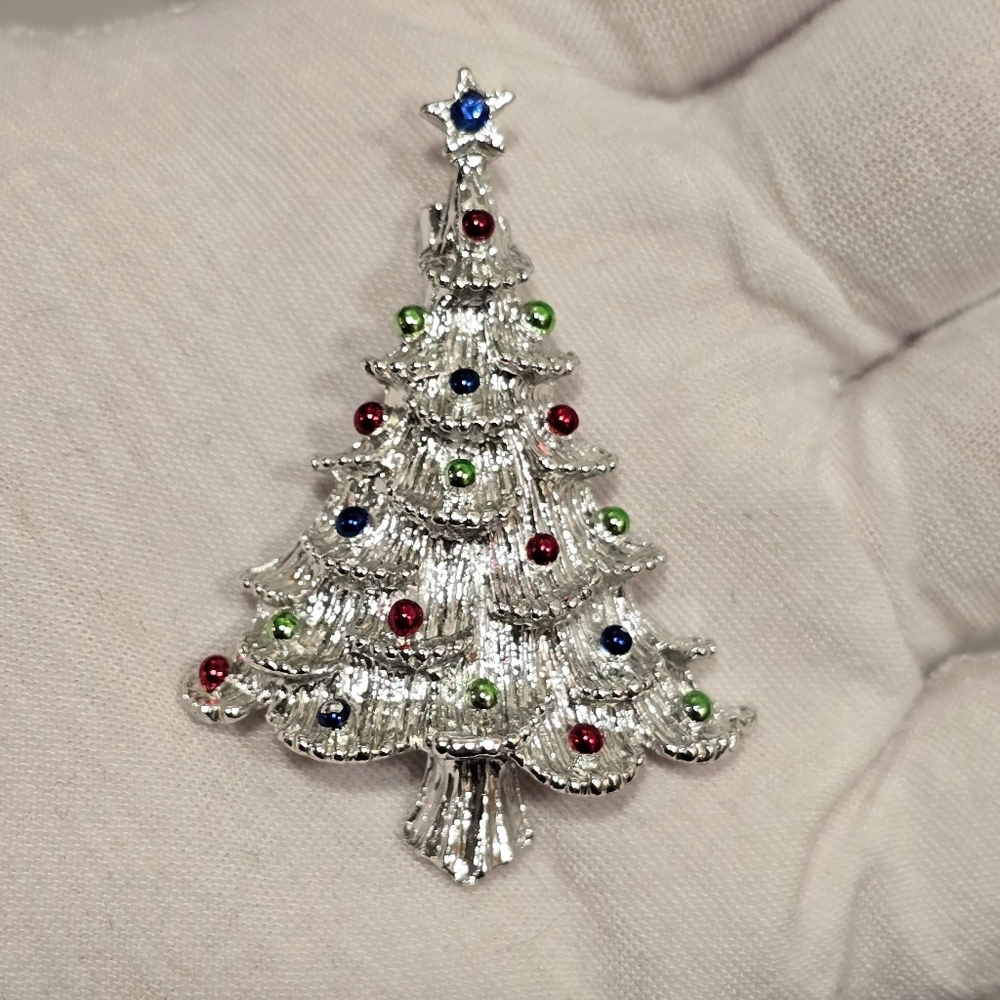 2" Vintage Gerry's Multi Colored Ornaments Silver Tone Christmas Tree Brooch